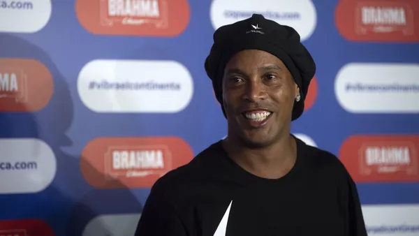 Ronaldinho's unusual requests to play in Liga MX were revealed by the Brazilian media