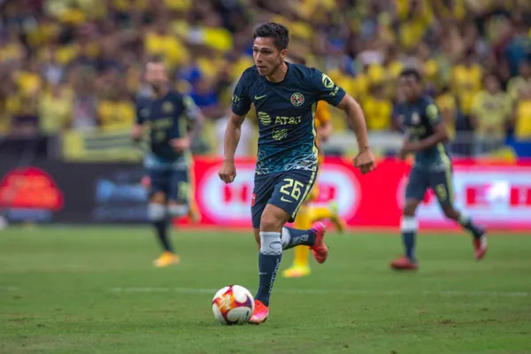 Salvador Reyes came to America as a covered signing, and the full-back has quickly become America's most decisive player of the season.