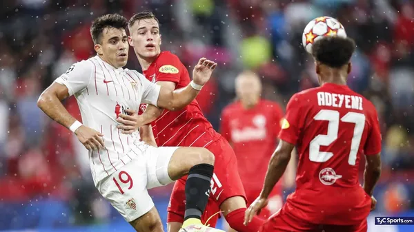 Sevilla suffered a lot, especially in the first half, although they managed to rescue a difficult point at home.