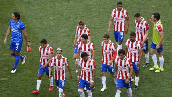 So far, Chivas only acquired Roberto "Piojo" Alvarado and Paolo Yrízar.