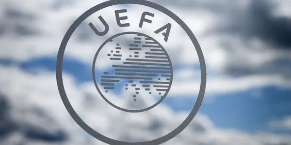 Striking absences in the UEFA election, facing the winner of the award for the best player of the year. Also surprising, the three triads.