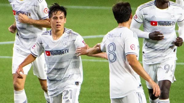 The 16 years old scored his first goal on the MLS and, despite many teams of the world are looking at him, he is still priceless.