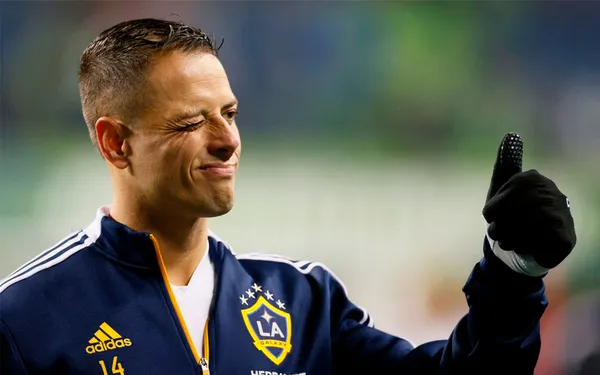 The 18-year-old played only 5 minutes but he almost scored on his debut.