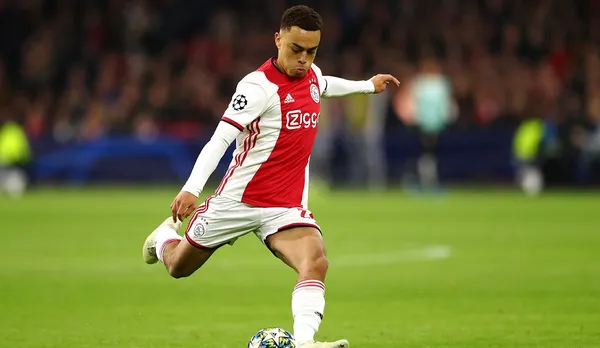 The 19-year-old right back is in FC Bayern and FC Barcelona's target. After being relegated in Ajax his dream to jump to one of the biggest in Europe is coming closer.