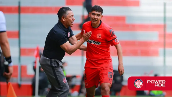 The 2 players were in charge of scoring the first goals of the match, in which Israel Reyes scored for La Franja to try to close the gap.