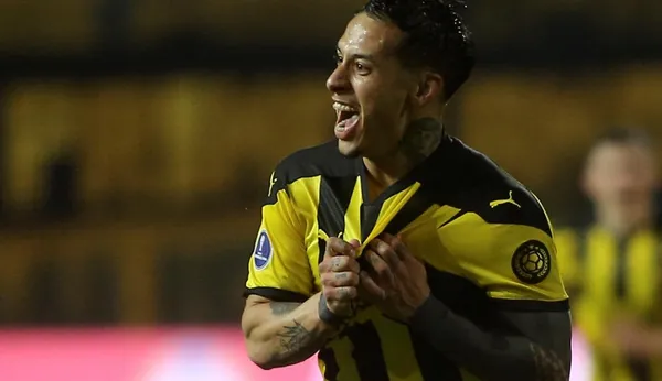 The Aguilas tried but everything seems to indicate that the Uruguayan midfielder will leave for the Tuzos.