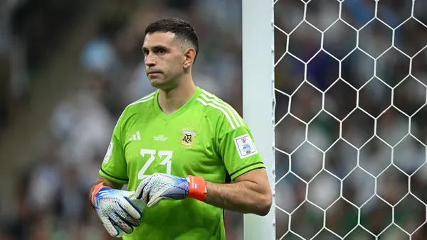 The Albiceleste goalkeeper has not forgotten the achievement in Qatar and had a gesture that no one overlooked
