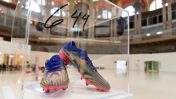 The Argentine donated the footwear in December of last year and finally got an interested party, who paid an incredible amount