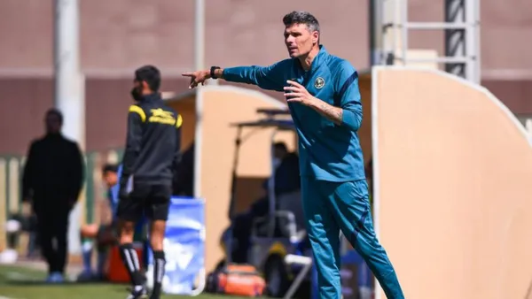 The Argentinean is a former player with an extensive international career and will coach the Aguilas at least for the match against Monterrey.