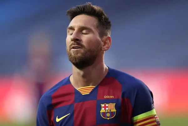 The Argentinian legend could no longer have the power on the locker room as the relationship with hi teammates is not the best one.