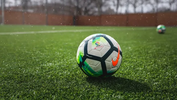 The arrival of Lionel Messi at Paris Saint Germain, without a doubt, revolutionized everything in the French capital. Is that the team led by the Qatari royalty, seeks to build a dream team, which, even though it is not complete, is already being compared with the galacticos of Real Madrid.