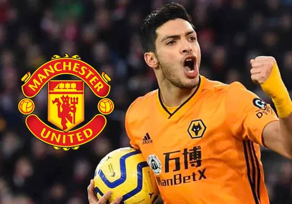 The attacker is being chased by the English side and could transform himself once against in the more expensive Mexican player in history.