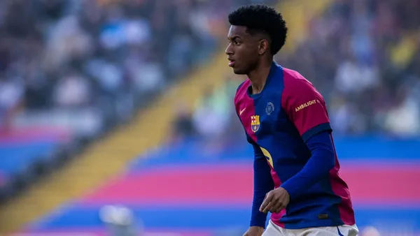 The Barcelona defender had to leave the match against Las Palmas due to an injury problem.