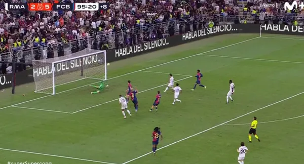 The Barcelona goalkeeper made a great save from an attempt by the French striker