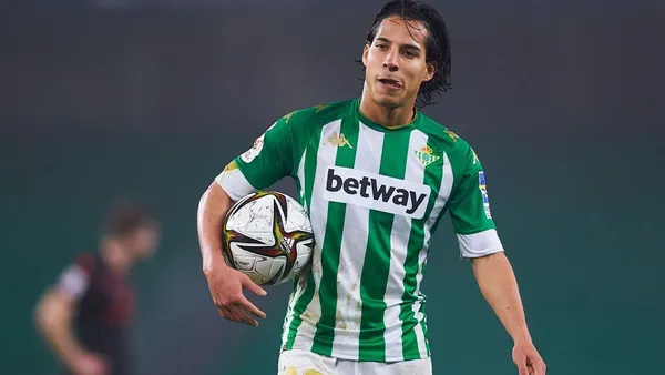 The Betis player is one of the great appearances of Mexican soccer