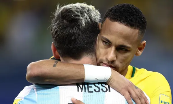 The Brazilian attacker could never play once against with Messi, despite the desire of the Argentinian legend.