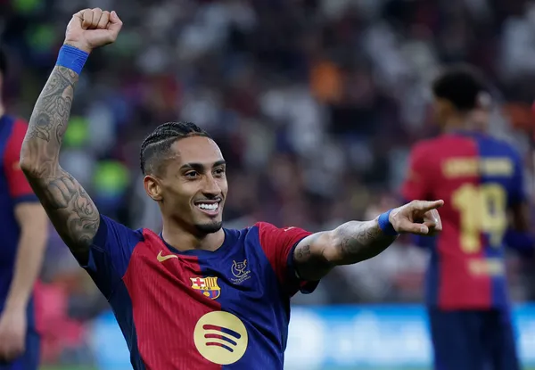 The Brazilian capitalized on a big mistake by the Portuguese with a header