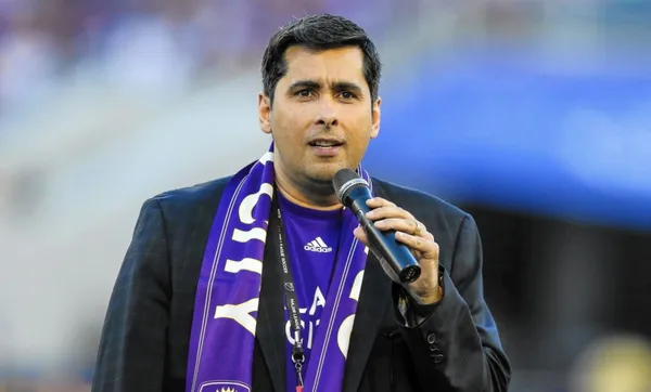 The Brazilian Flavio Augusto Da Silva would be interested in selling his part of the club.