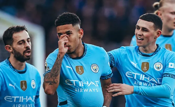 The Brazilian opened the scoring with a goal in the 10th minute to make it 1-0