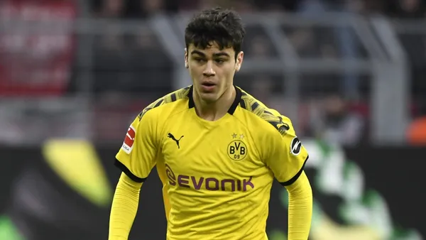 The Bundesliga made their kick off and the US National Team player was main protagonist in Borussia Dortmund's game after scoring.