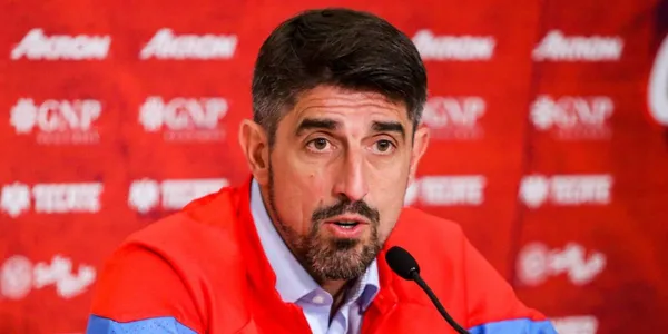 The Chivas coach made an important decision in the friendly games