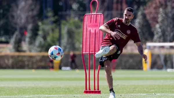 The club announced that, by mutual agreement, the player will not continue in the institution