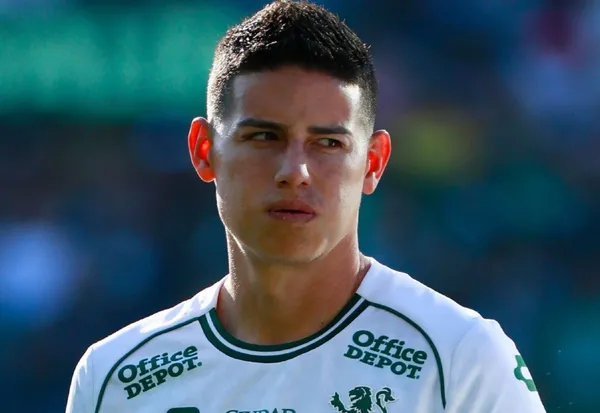 The Colombian had his first bad experience in Mexican soccer, where he is shining on the field.