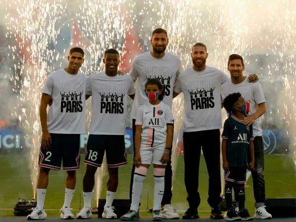 The Dutch footballer, Giorgino Wijnaldum, is uncomfortable in the Parisian team because he does not have the minutes he expected at the beginning of the season. "It is not what I expected," he confessed.