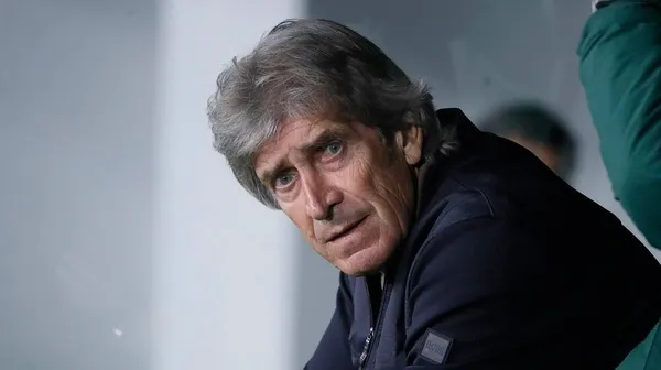 The Engineer wants to break the market with the incorporation of an international figure. The green and white look to reinforce the offensive zone.