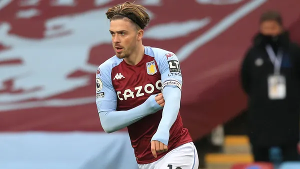The English club breaks the transfer market and takes the Aston Villa midfielder, who becomes the most expensive transfer in British football. Here, the details of the transfer.
