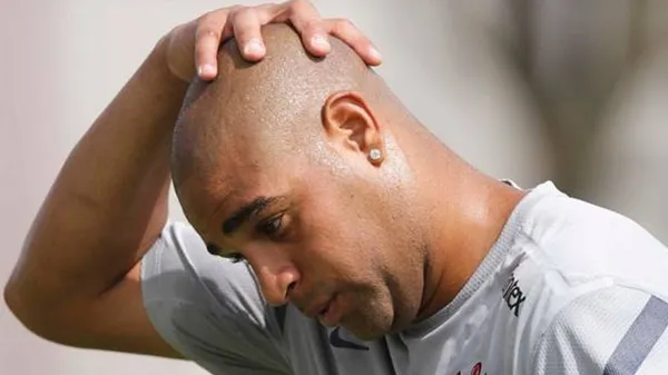 The former Brazilian player opened up and told us how he lives today