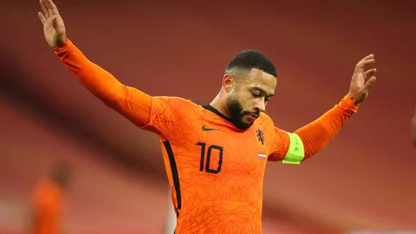 The forward who plays for Barcelona scored twice and increased the lead over Gibraltar, in a duel for the UEFA qualifiers for the World Cup.