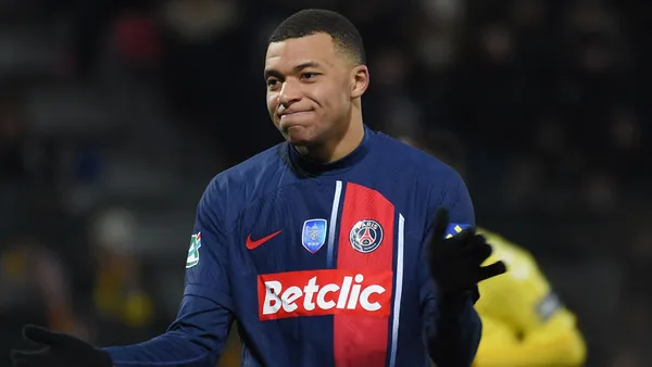 The French forward would earn much less than what he currently earns at PSG.
