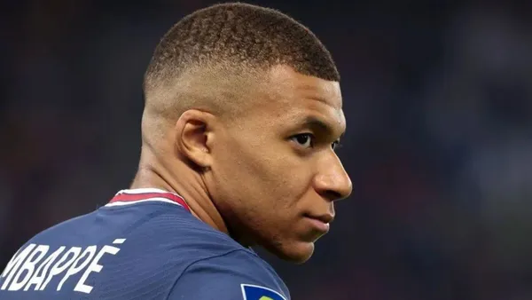 The French imitated the world champion and there is discomfort on French soil