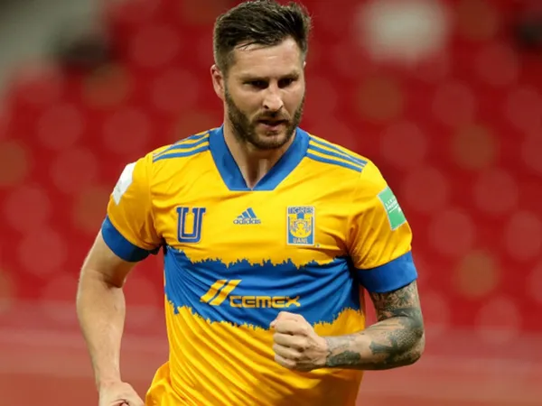 The French striker promoted the sale of his vehicle through a company in Nuevo León and, according to various sources, the next owner will have to pay $ 230,000 to have it.