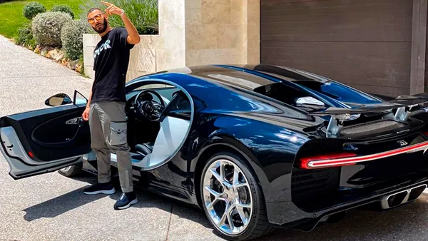 The incredible collection of cars that Karim Benzema has that no other player from Real Madrid has.