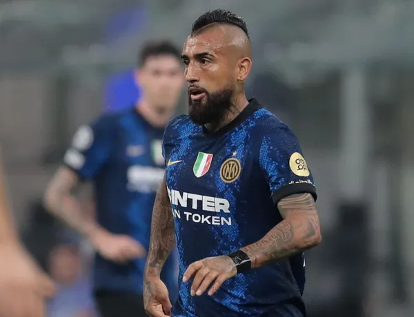 The Inter Milan midfielder went viral again on social networks, generating the admiration of his followers. The Chilean arrived at his team's training sessions with an old Fiat Panda.