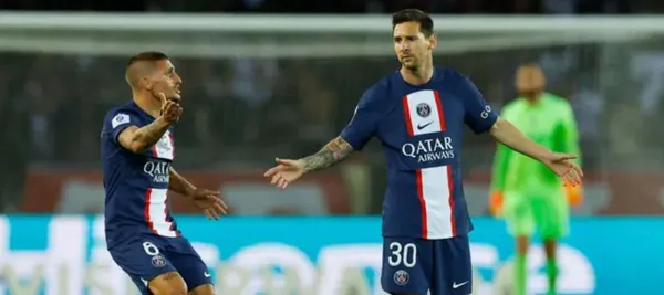 The Italian player affirms that he plays together with the best footballer in the world