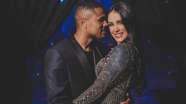 The LA Galaxy midfielder didn't hesitate to show his love to his fiancée with the luxurious engagement ring he gave her.