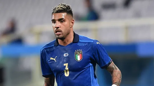 The left-back arrived to Lyon on a 1-year loan out of Chelsea.