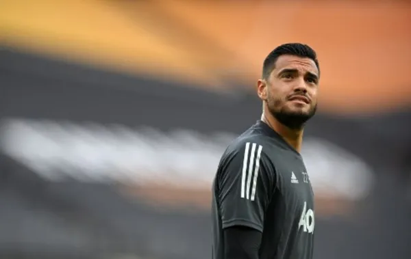 The legendary goalkeeper has been struggling for some time play at the Red Devils’ box and has made up his mind on his future.