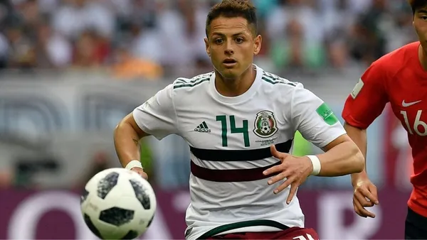 The Mazatlan striker asked that Javier Hernandez at least have the opportunity to compete with the current Tri call-ups.