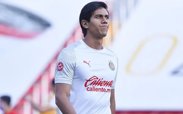 The Mexican attacker won't be available for the game against Pumas and his departure could be made soon.