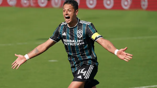 The Mexican forward, top scorer for the Los Angeles Galaxy in 2021, has already made it clear what his next intentions are, related to the national team.