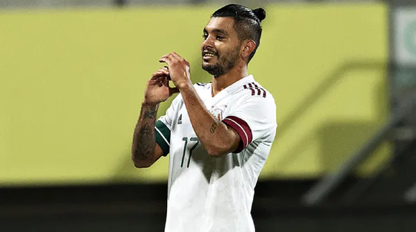 The Mexican striker confessed that his great idol has been always the great Cuauhtémoc Blanco