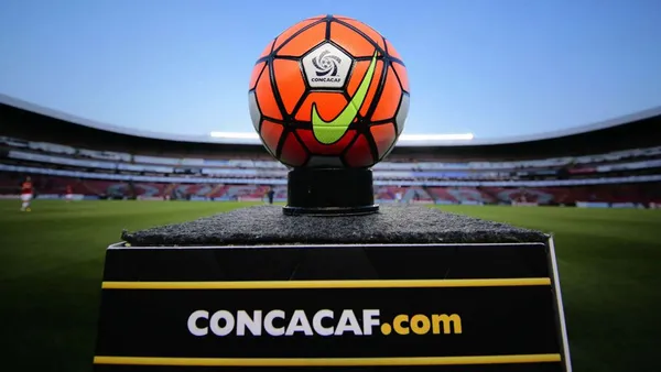 The Mexicans Edson Alvarez, Carlos Salcedo, Hector Herrera, Raul Jimenez and Hirivng Lozano lead the ideal 11 of CONCACAF
