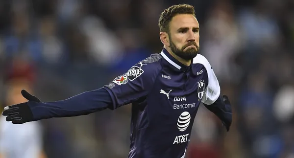 The MLS club Austin FC has already well-advanced relations with the Mexican left back and member of national team