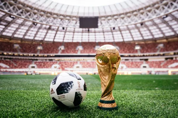 The new FIFA project, of a World Cup every two years, is gaining strength from the highest regulator of world football, but it is not so accepted in people's heads.