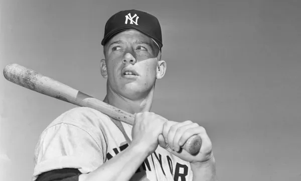 The New York Yankees legend was one of the greatest in the sport of all time. If you sell a card, you could afford Barcelona’s new player.