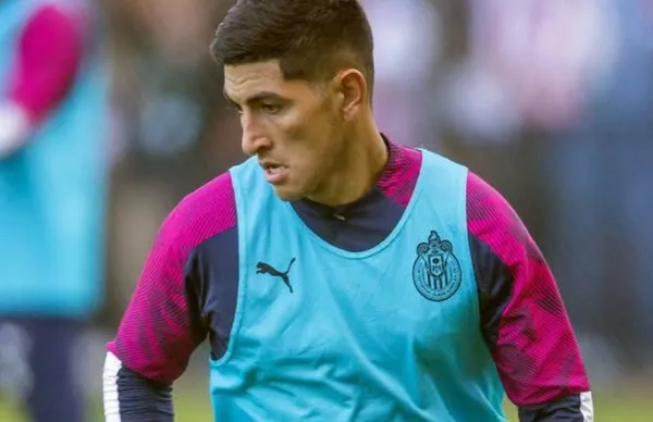 The offensive midfielder was rumored to go back to the Rebaño Sagrado but the plans of another club may make that impossible.